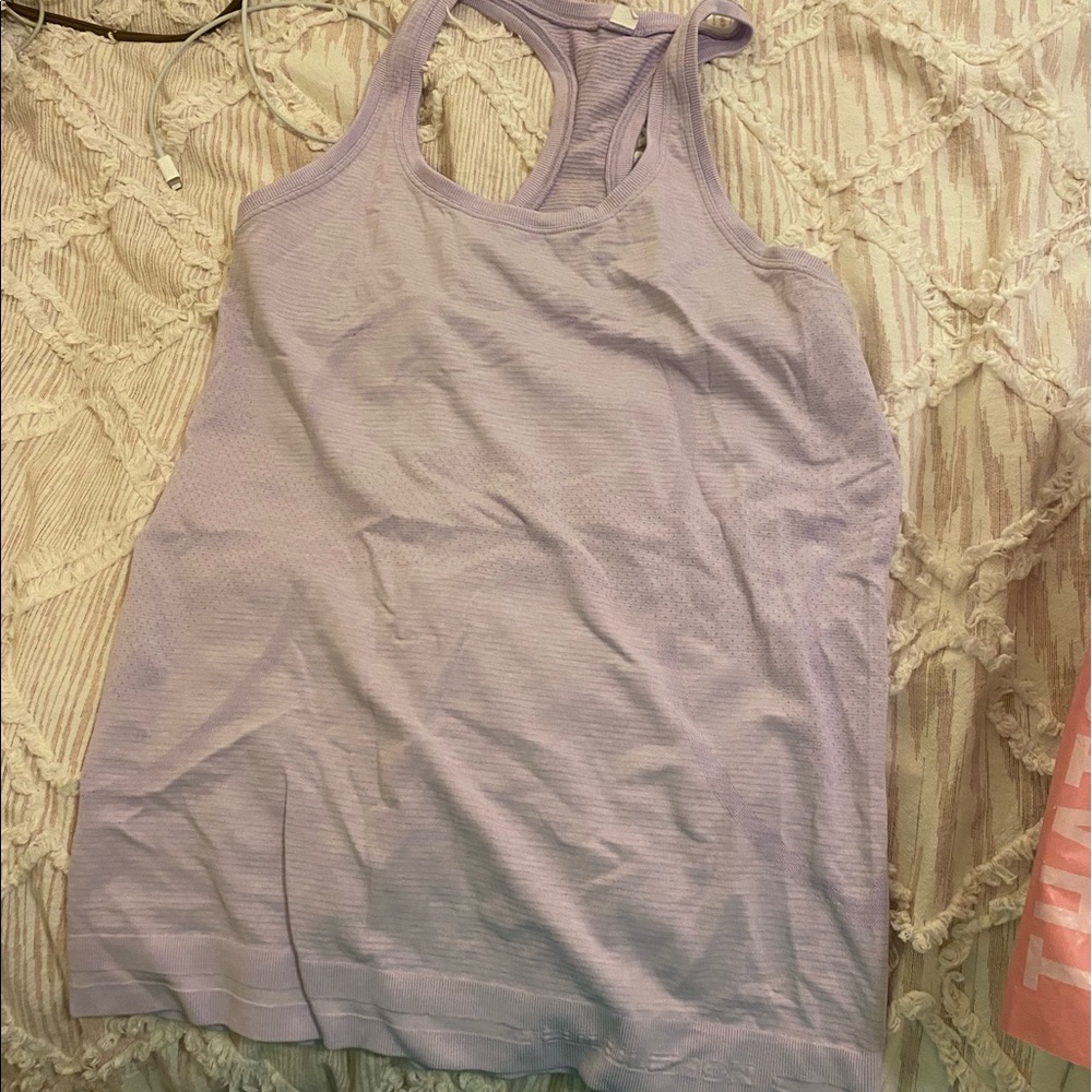 Lululemon tank